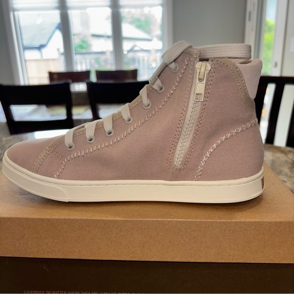 OluKai Pink Hightop Sneaker NIB - Picture 9 of 12